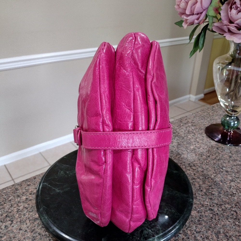 Marc by Marc Jacobs Dr. Q Lil Riz shoulder bag in Pink leather - Picture 6 of 17